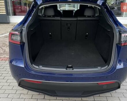 Тесла Model Y 2024 в Чернигове на Automoto.ua Синий Тесла Model Y, объемом двигателя 0 л и пробегом 6 тыс. км за 31800 $, фото 12 на Automoto.ua