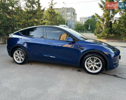 Синий Тесла Model Y, объемом двигателя 0 л и пробегом 13 тыс. км за 29500 $, фото 5 на Automoto.ua