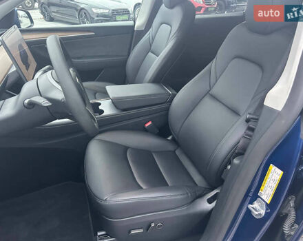Синий Тесла Model Y, объемом двигателя 0 л и пробегом 9 тыс. км за 28900 $, фото 9 на Automoto.ua