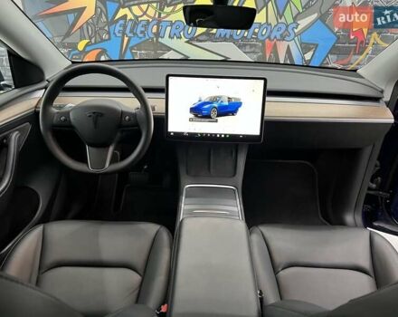 Синий Тесла Model Y, объемом двигателя 0 л и пробегом 8 тыс. км за 34199 $, фото 18 на Automoto.ua