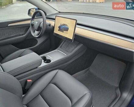 Синій Тесла Model Y, об'ємом двигуна 0 л та пробігом 13 тис. км за 28500 $, фото 31 на Automoto.ua