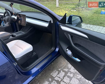 Синий Тесла Model Y, объемом двигателя 0 л и пробегом 47 тыс. км за 32000 $, фото 11 на Automoto.ua