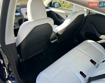 Синий Тесла Model Y, объемом двигателя 0 л и пробегом 10 тыс. км за 32500 $, фото 49 на Automoto.ua