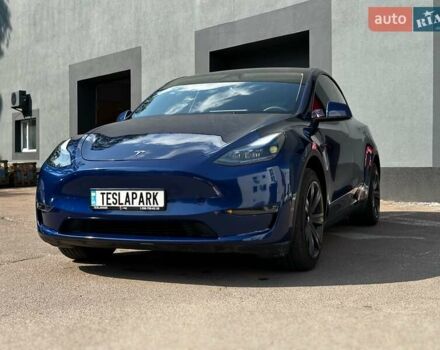 Синий Тесла Model Y, объемом двигателя 0 л и пробегом 16 тыс. км за 29999 $, фото 3 на Automoto.ua