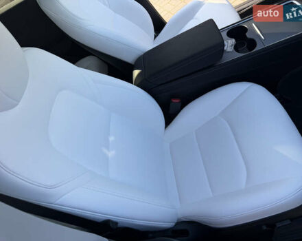 Синий Тесла Model Y, объемом двигателя 0 л и пробегом 12 тыс. км за 31500 $, фото 15 на Automoto.ua