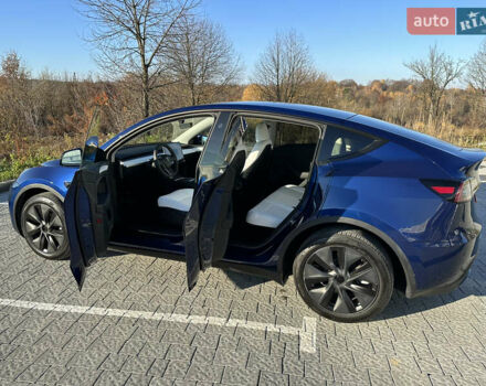 Синий Тесла Model Y, объемом двигателя 0 л и пробегом 10 тыс. км за 32500 $, фото 48 на Automoto.ua