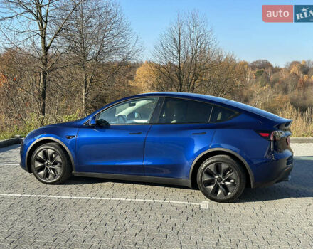Синий Тесла Model Y, объемом двигателя 0 л и пробегом 10 тыс. км за 32500 $, фото 28 на Automoto.ua