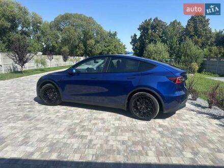 Синий Тесла Model Y, объемом двигателя 0 л и пробегом 120 тыс. км за 30000 $, фото 1 на Automoto.ua