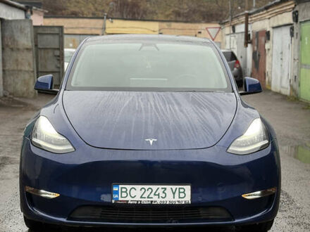 Синий Тесла Model Y, объемом двигателя 0 л и пробегом 125 тыс. км за 20700 $, фото 1 на Automoto.ua