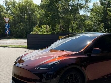 Синий Тесла Model Y, объемом двигателя 0 л и пробегом 121 тыс. км за 27500 $, фото 1 на Automoto.ua