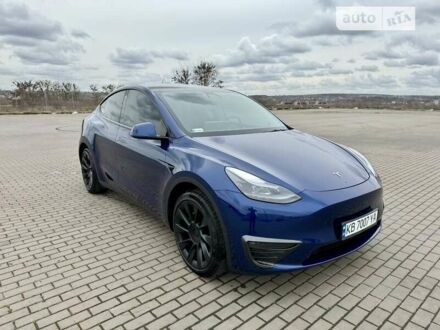 Синий Тесла Model Y, объемом двигателя 0 л и пробегом 28 тыс. км за 36999 $, фото 1 на Automoto.ua