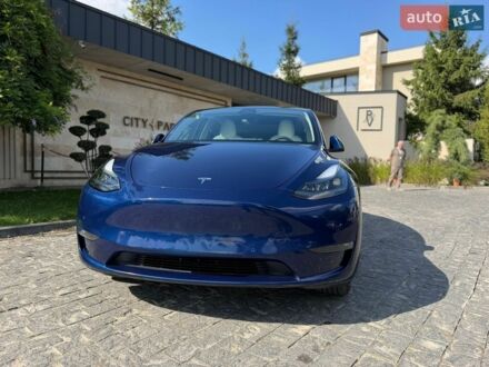 Синий Тесла Model Y, объемом двигателя 0 л и пробегом 92 тыс. км за 27500 $, фото 1 на Automoto.ua