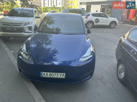 Синий Тесла Model Y, объемом двигателя 0 л и пробегом 46 тыс. км за 41000 $, фото 1 на Automoto.ua