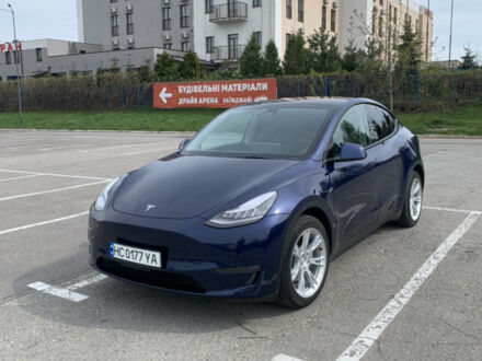 Синий Тесла Model Y, объемом двигателя 0 л и пробегом 42 тыс. км за 24900 $, фото 1 на Automoto.ua
