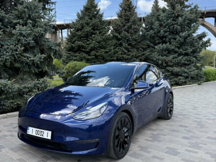 Тесла Model Y 2022 в Днепре (Днепропетровске) на Automoto.ua Синий Тесла Model Y, объемом двигателя 0 л и пробегом 33 тыс. км за 29000 $, фото 1 на Automoto.ua