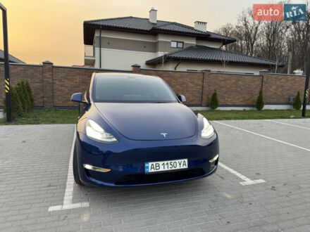 Синий Тесла Model Y, объемом двигателя 0 л и пробегом 40 тыс. км за 31700 $, фото 1 на Automoto.ua