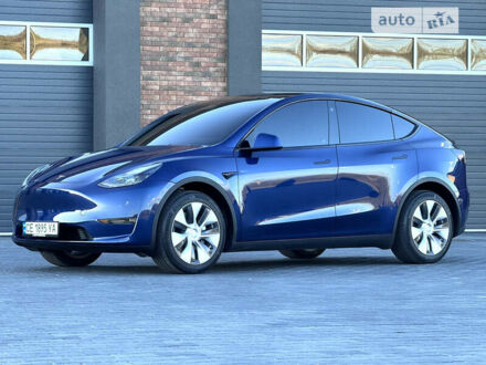 Синий Тесла Model Y, объемом двигателя 0 л и пробегом 28 тыс. км за 41000 $, фото 1 на Automoto.ua