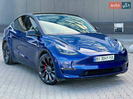 Тесла Model Y 2023 в Киеве на Automoto.ua Синий Тесла Model Y, объемом двигателя 0 л и пробегом 16 тыс. км за 32900 $, фото 1 на Automoto.ua