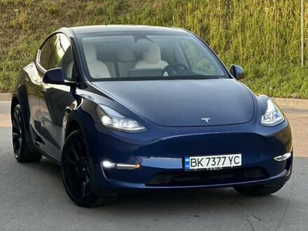 Тесла Model Y 2023 в Ровно на Automoto.ua Синий Тесла Model Y, объемом двигателя 0 л и пробегом 13 тыс. км за 26500 $, фото 1 на Automoto.ua