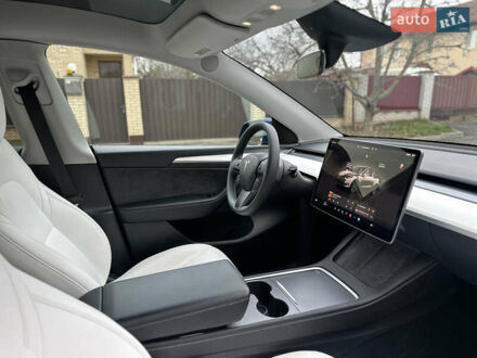 Синий Тесла Model Y, объемом двигателя 0 л и пробегом 82 тыс. км за 31000 $, фото 1 на Automoto.ua