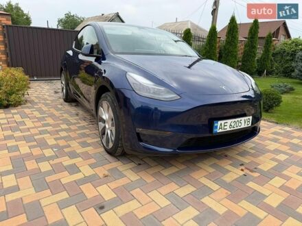Синий Тесла Model Y, объемом двигателя 0 л и пробегом 44 тыс. км за 27500 $, фото 1 на Automoto.ua