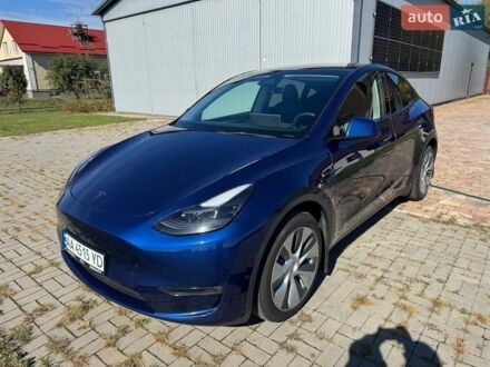 Синий Тесла Model Y, объемом двигателя 0 л и пробегом 100 тыс. км за 26500 $, фото 1 на Automoto.ua