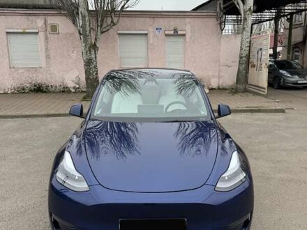 Синий Тесла Model Y, объемом двигателя 0 л и пробегом 27 тыс. км за 25999 $, фото 1 на Automoto.ua