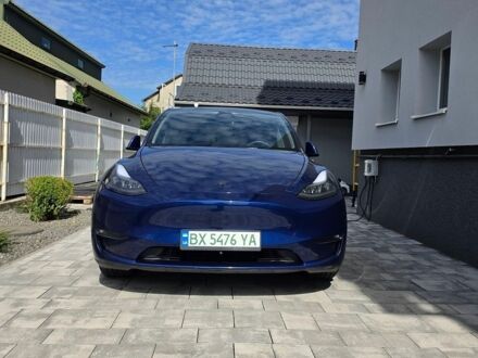 Синий Тесла Model Y, объемом двигателя 0 л и пробегом 70 тыс. км за 26500 $, фото 1 на Automoto.ua
