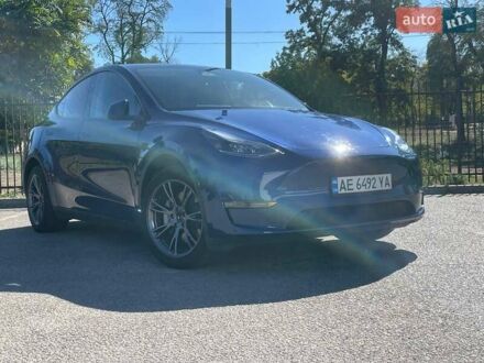 Синій Тесла Model Y, об'ємом двигуна 0 л та пробігом 28 тис. км за 27800 $, фото 1 на Automoto.ua