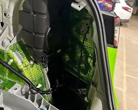 Зелений Тесла Model Y, об'ємом двигуна 0 л та пробігом 30 тис. км за 32800 $, фото 31 на Automoto.ua