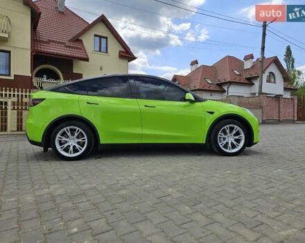 Зелений Тесла Model Y, об'ємом двигуна 0 л та пробігом 30 тис. км за 32800 $, фото 2 на Automoto.ua