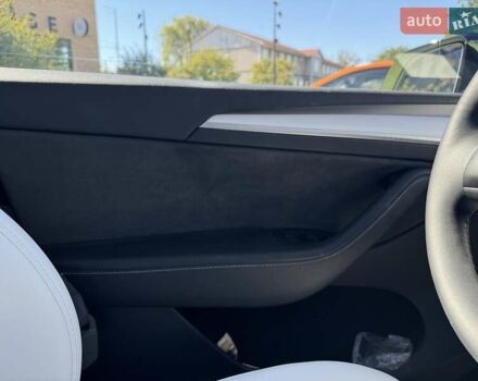 Зеленый Тесла Model Y, объемом двигателя 0 л и пробегом 11 тыс. км за 27999 $, фото 19 на Automoto.ua