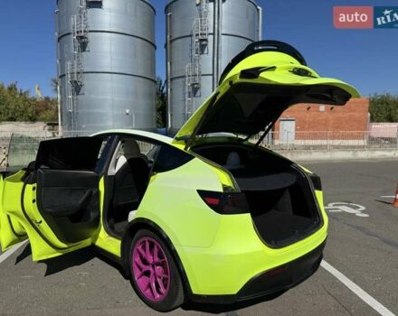 Зеленый Тесла Model Y, объемом двигателя 0 л и пробегом 11 тыс. км за 27999 $, фото 23 на Automoto.ua