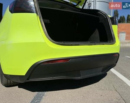 Зеленый Тесла Model Y, объемом двигателя 0 л и пробегом 11 тыс. км за 27999 $, фото 25 на Automoto.ua