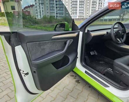Зелений Тесла Model Y, об'ємом двигуна 0 л та пробігом 30 тис. км за 32800 $, фото 19 на Automoto.ua
