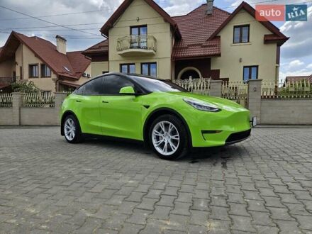 Тесла Model Y 2023 у Трускавце на Automoto.ua Зелений Тесла Model Y, об'ємом двигуна 0 л та пробігом 24 тис. км за 32800 $, фото 1 на Automoto.ua