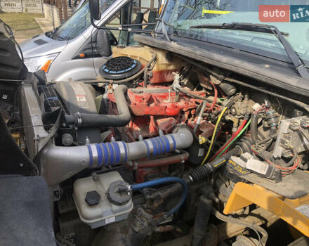 Жовтий Томас Minotour, об'ємом двигуна 6.7 л та пробігом 29 тис. км за 75999 $, фото 4 на Automoto.ua