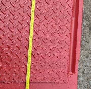 Красный Тирсан ХС, объемом двигателя 0 л и пробегом 0 тыс. км за 16500 $, фото 33 на Automoto.ua