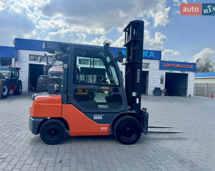 Оранжевый Тойота 02-8FDJF35, объемом двигателя 0 л и пробегом 4 тыс. км за 19900 $, фото 5 на Automoto.ua