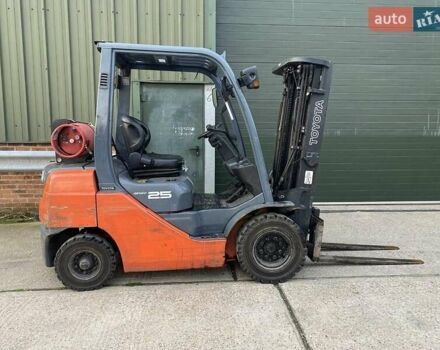 Червоний Тойота 02-8FG25, об'ємом двигуна 0 л та пробігом 9 тис. км за 13864 $, фото 3 на Automoto.ua