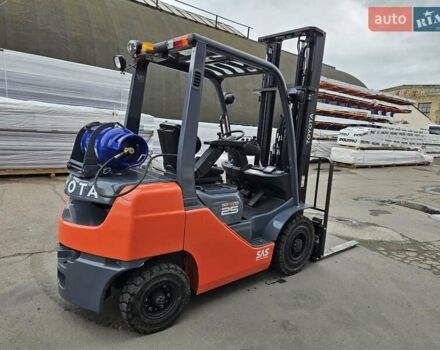 Тойота 02-8FGF25, об'ємом двигуна 2.2 л та пробігом 6 тис. км за 16800 $, фото 2 на Automoto.ua