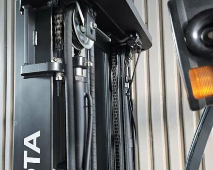 Тойота 02-8FGF25, объемом двигателя 2.2 л и пробегом 4 тыс. км за 18000 $, фото 8 на Automoto.ua