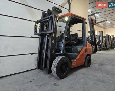 Тойота 02-8FGF30, объемом двигателя 2.2 л и пробегом 30 тыс. км за 24471 $, фото 4 на Automoto.ua