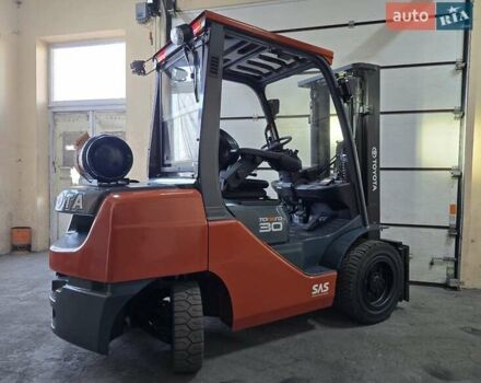 Тойота 02-8FGF30, объемом двигателя 2.2 л и пробегом 30 тыс. км за 24471 $, фото 3 на Automoto.ua