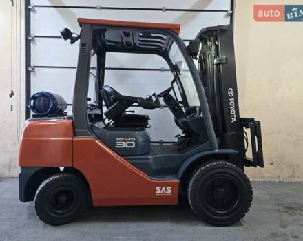 Тойота 02-8FGF30, объемом двигателя 2.2 л и пробегом 30 тыс. км за 24471 $, фото 1 на Automoto.ua