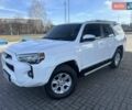 Белый Тойота 4Раннер, объемом двигателя 4 л и пробегом 250 тыс. км за 24800 $, фото 14 на Automoto.ua