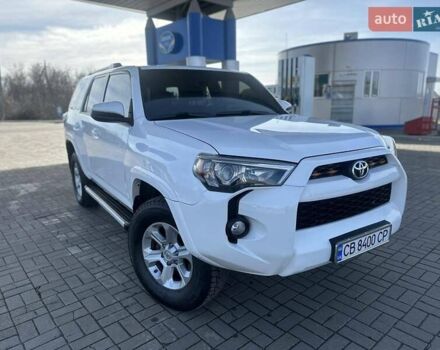 Белый Тойота 4Раннер, объемом двигателя 4 л и пробегом 250 тыс. км за 24800 $, фото 28 на Automoto.ua
