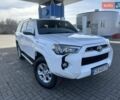 Белый Тойота 4Раннер, объемом двигателя 4 л и пробегом 250 тыс. км за 24800 $, фото 28 на Automoto.ua