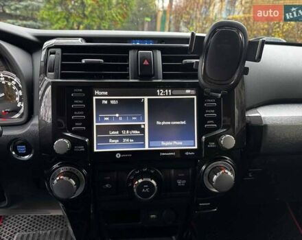 Белый Тойота 4Раннер, объемом двигателя 4 л и пробегом 122 тыс. км за 35990 $, фото 18 на Automoto.ua