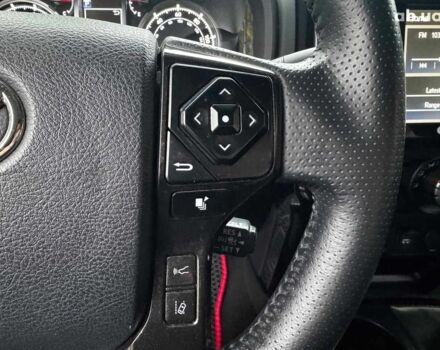 Білий Тойота 4Раннер, об'ємом двигуна 4 л та пробігом 122 тис. км за 35990 $, фото 18 на Automoto.ua